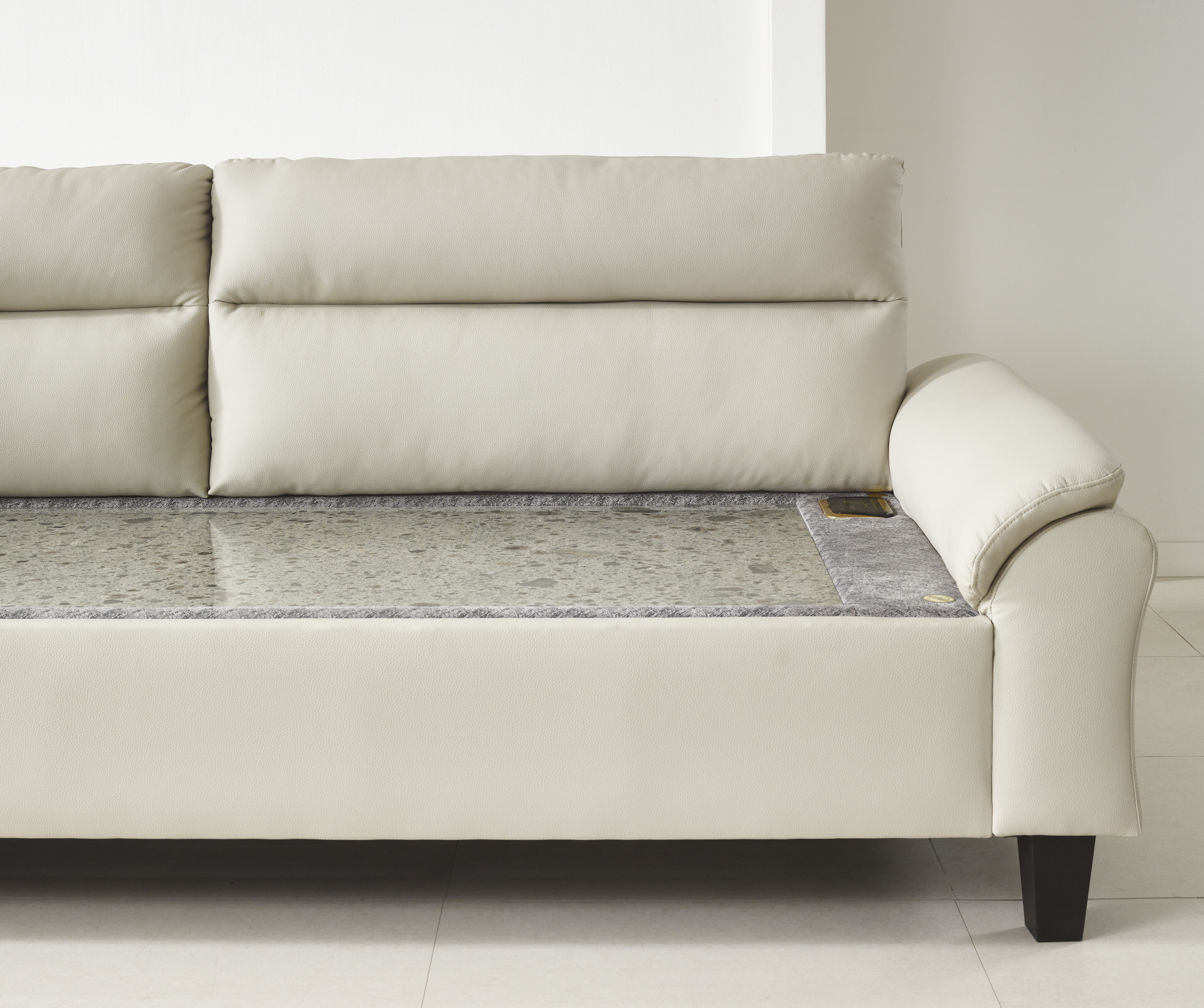 아지트 카우치(그린팔보석)